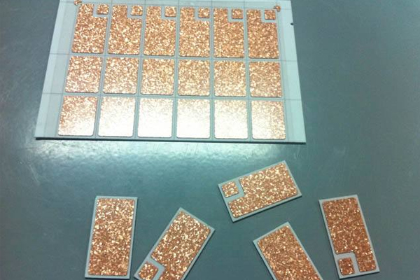 陶瓷电路基板划线打孔设备—陶瓷激光切割机