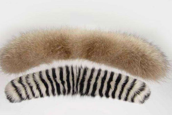 雪地靴制鞋好帮手—皮毛激光切割机