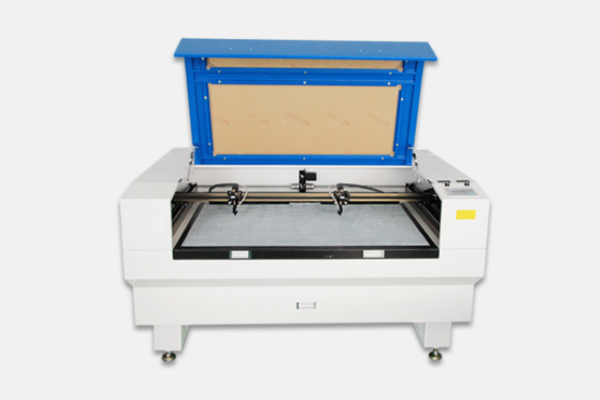 布砂带纸砂带切割打孔设备—激光切割机