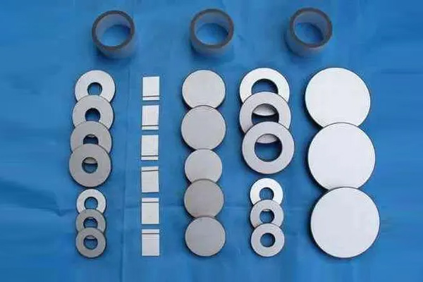 压电陶瓷片切割打孔设备