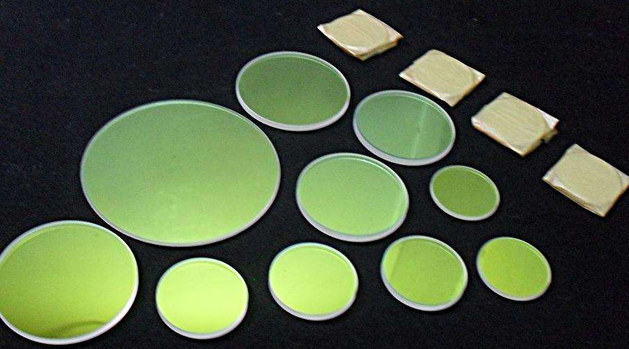 激光切割镜片如何选择？
