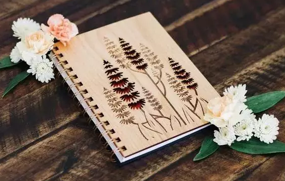 激光切割机木板笔记本封面