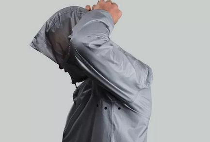 激光切割太阳能充电夹克，未来感十足！