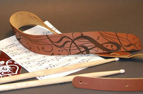 激光打标吉他背带，助力音乐梦想之旅