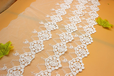 蕾丝花边切割，选择视觉定位激光切割机就对了