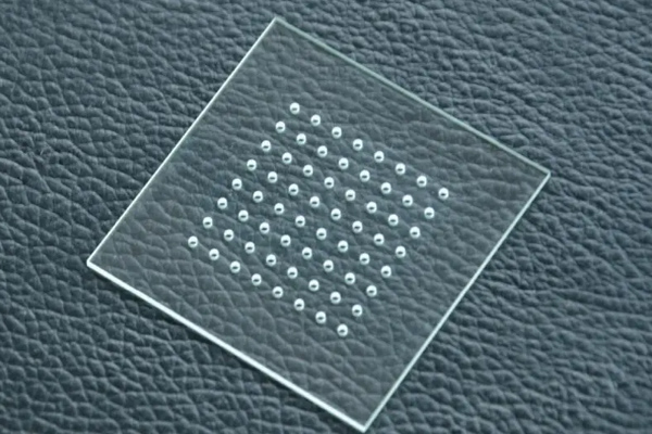 （光伏）玻璃激光切割打孔设备—玻璃激光切割机